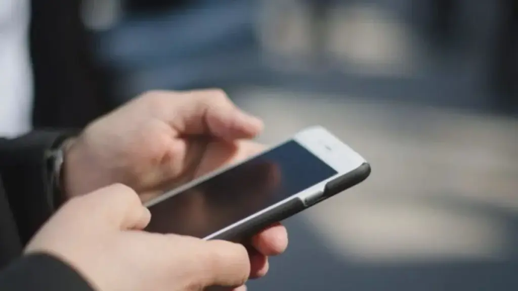 Derfor bør du (virkelig) slukke og genstarte din mobil jævnligt